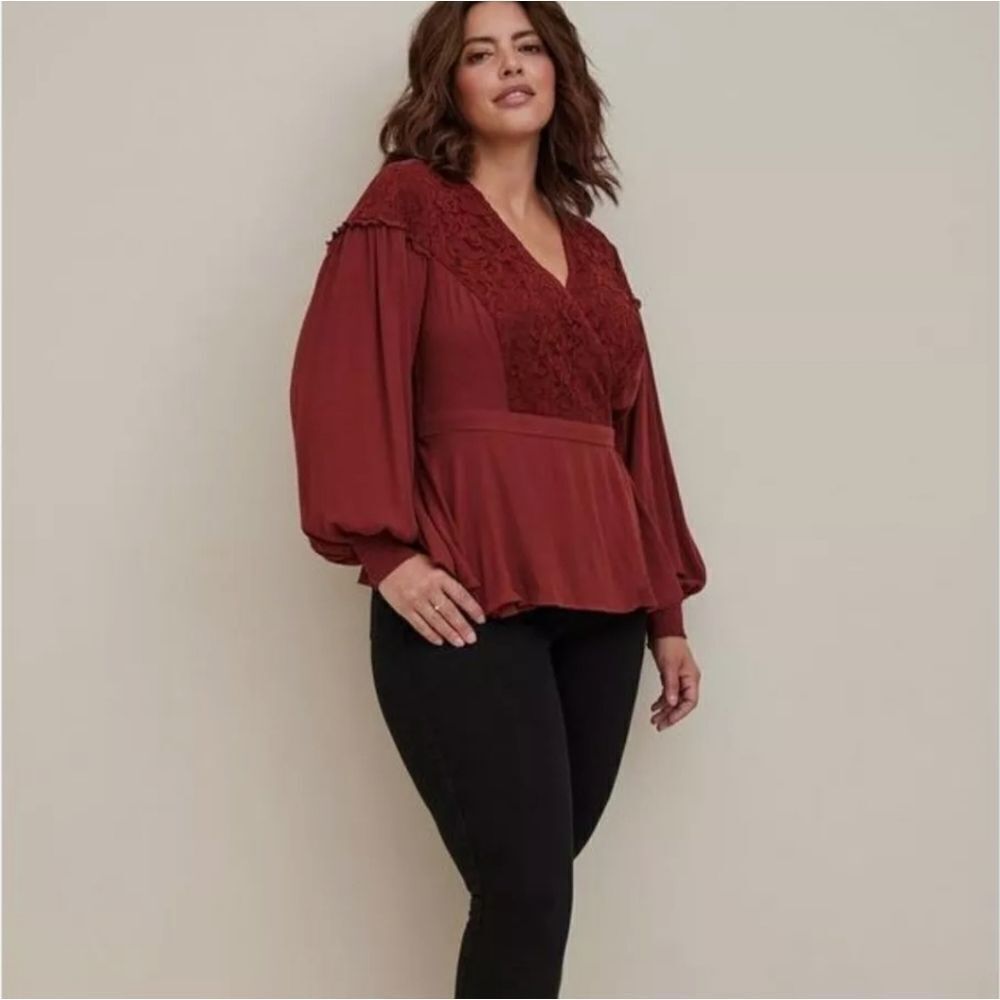 Torrid Crinkle Gauze Lace Inset Surplice Top – Brown 3X